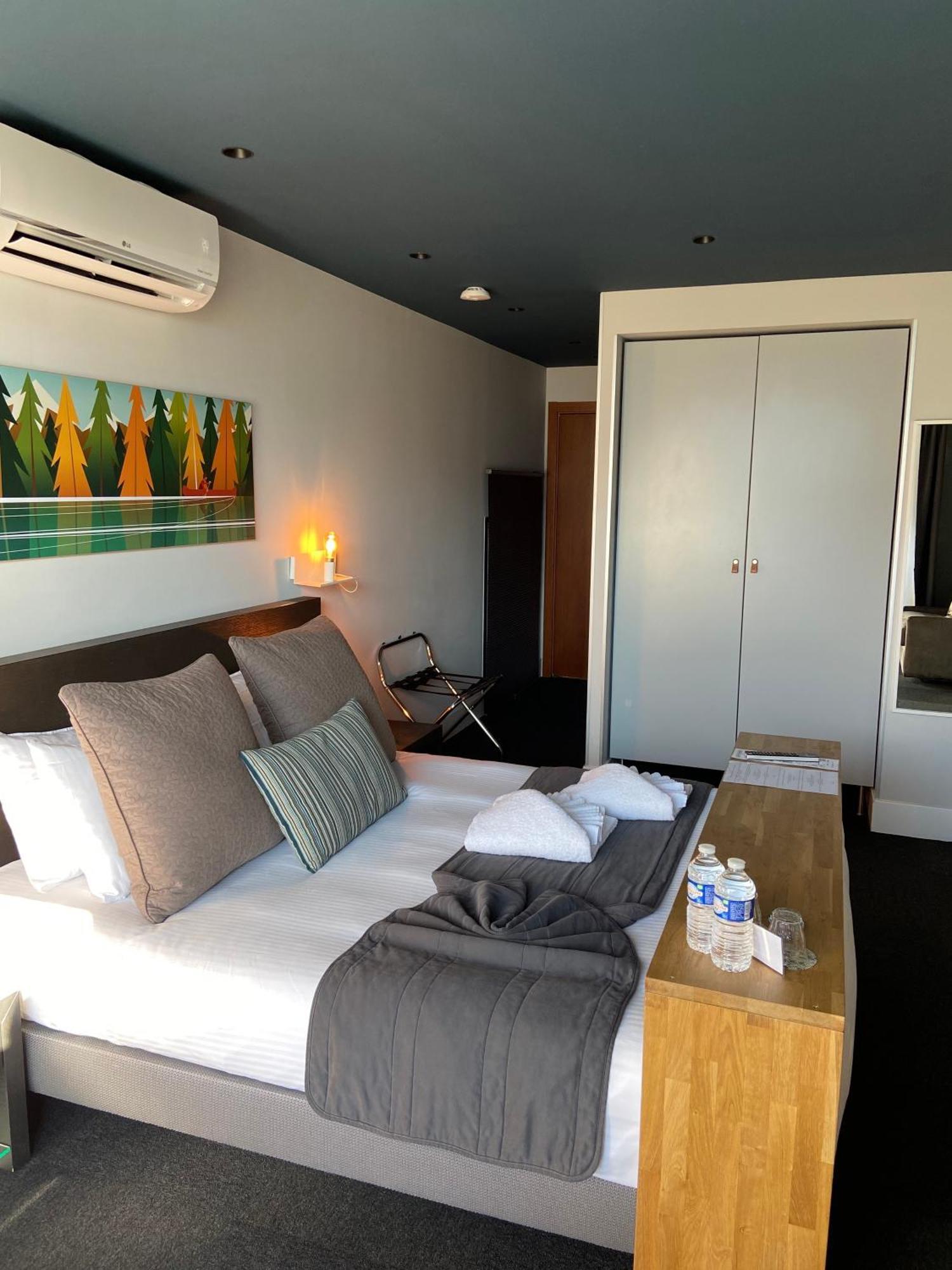 Les Suites Du Lac Aix-les-Bains Room photo