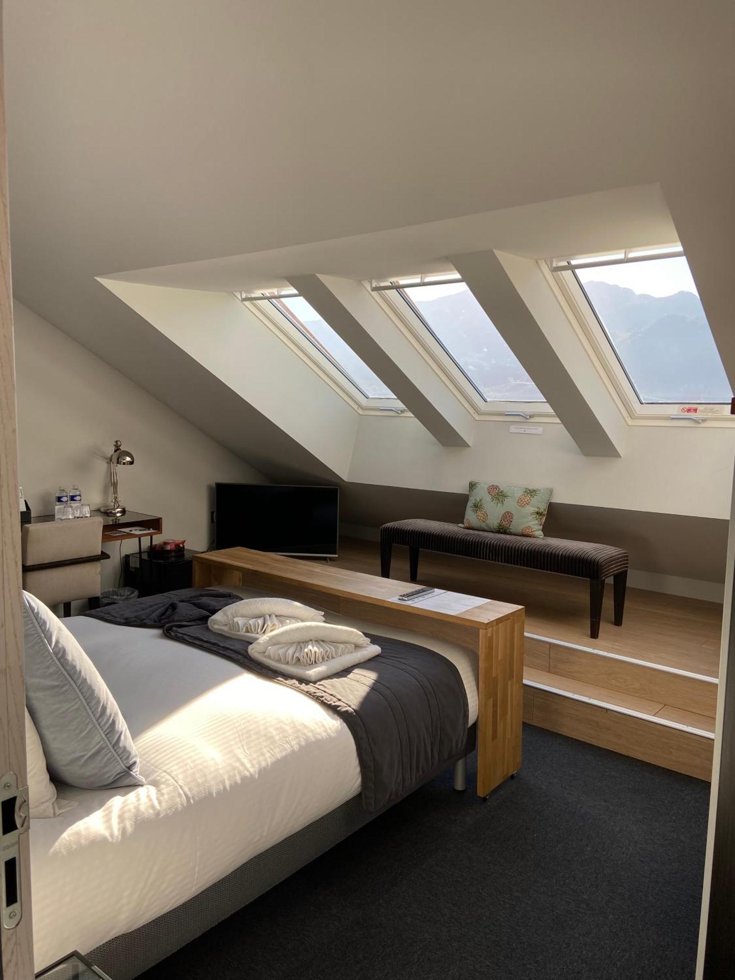 Les Suites Du Lac Aix-les-Bains Room photo